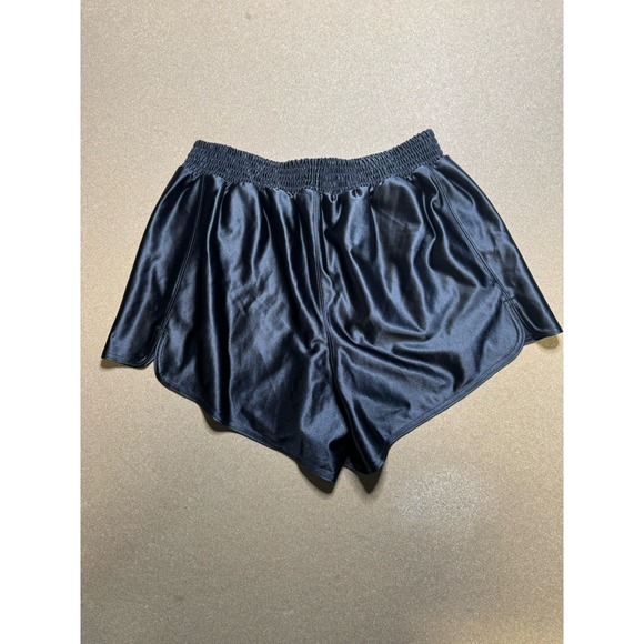 Free People Movement Shorts Womens M Black Lightweight Athleisure Gym Training - Picture 4 of 6